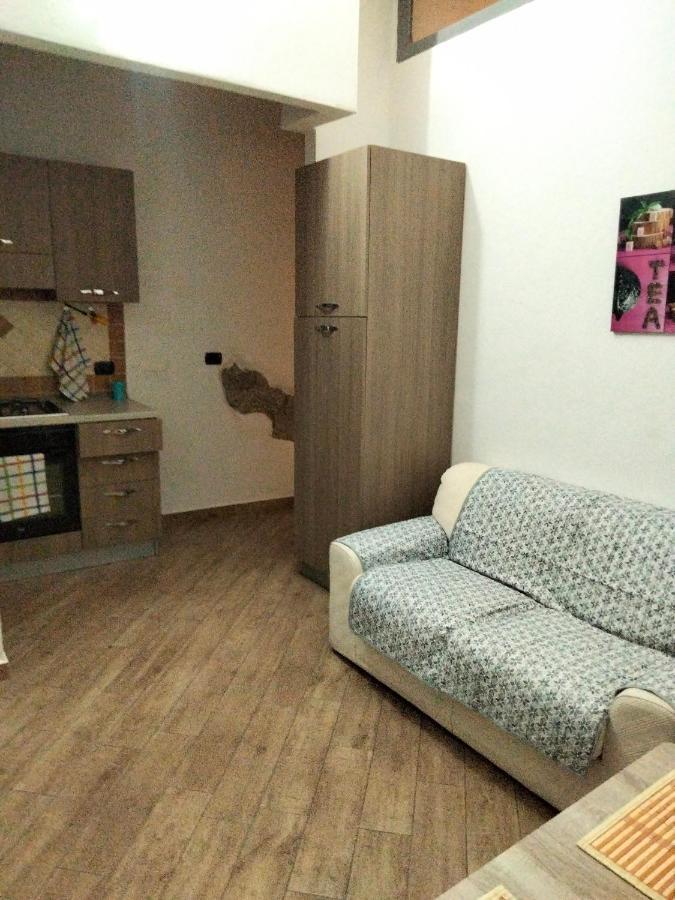 דירות נואורו La Casa Di Sara מראה חיצוני תמונה